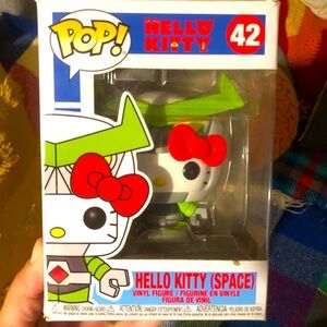 ✨BNIB✨ Hello Kitty (Space) Funko Pop Figure